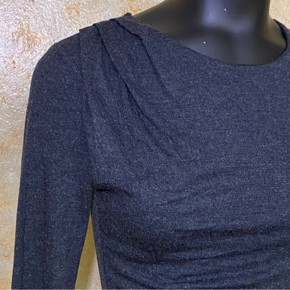 Banana Republic Charcoal Gray Side Ruched Long-sleeve Top - Picture 2 of 6